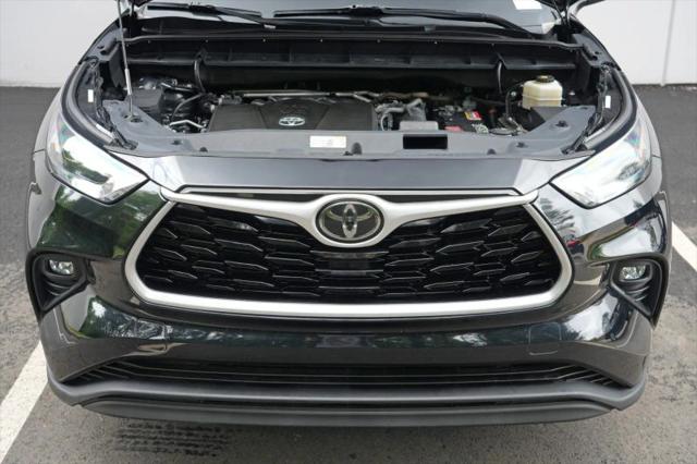 2021 Toyota Highlander LE