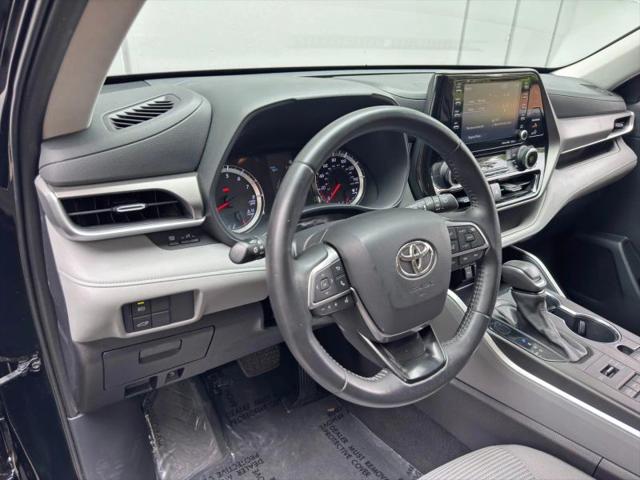 2021 Toyota Highlander LE