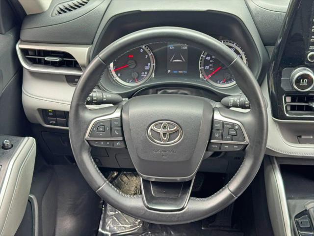 2021 Toyota Highlander LE