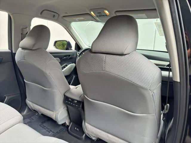 2021 Toyota Highlander LE