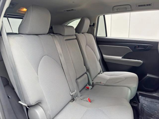 2021 Toyota Highlander LE