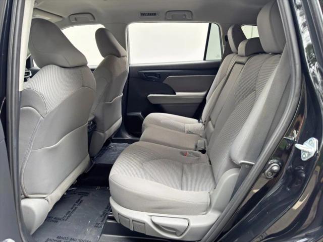 2021 Toyota Highlander LE