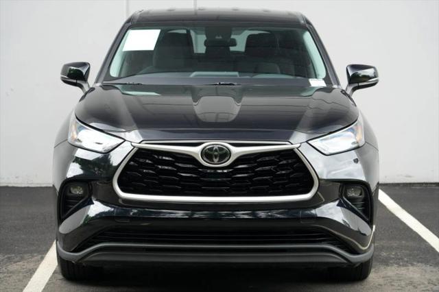 2021 Toyota Highlander LE