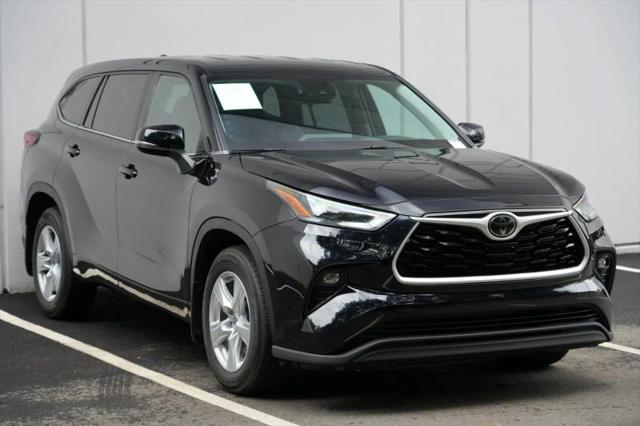 2021 Toyota Highlander LE