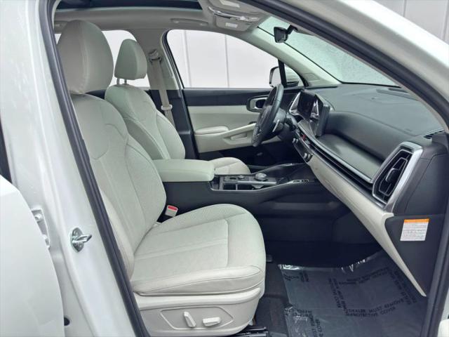 2025 Kia Sorento Hybrid EX