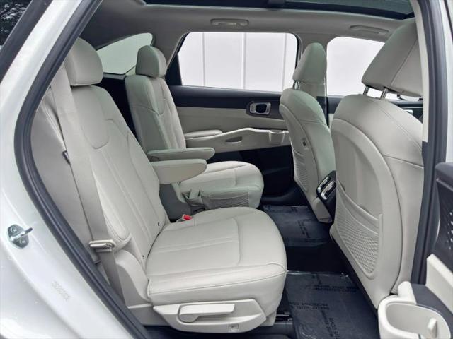 2025 Kia Sorento Hybrid EX