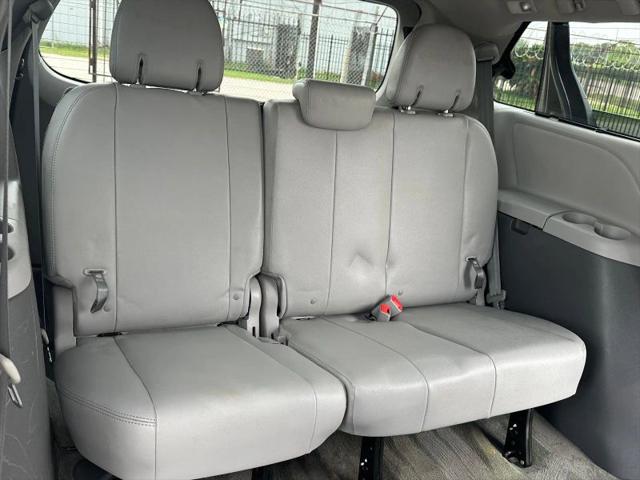 2019 Toyota Sienna XLE 8 Passenger