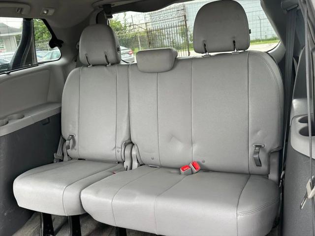 2019 Toyota Sienna XLE 8 Passenger