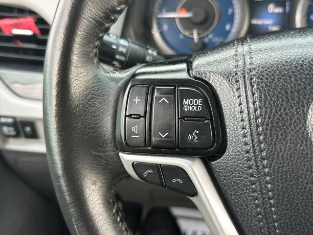 2019 Toyota Sienna XLE 8 Passenger