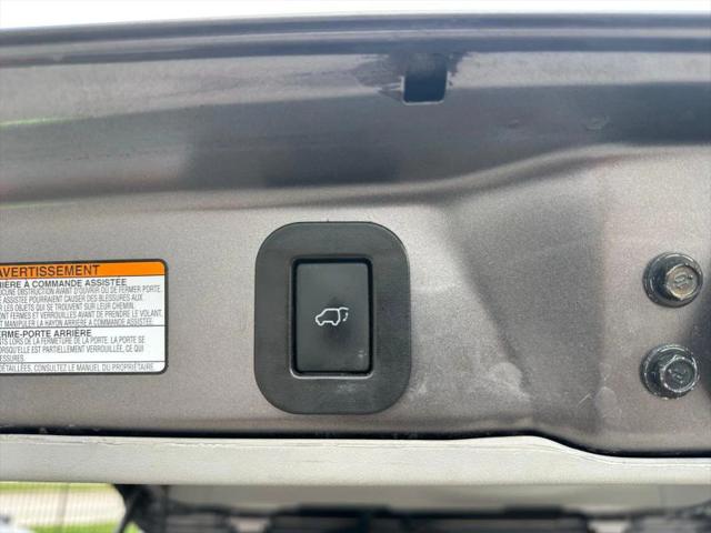 2019 Toyota Sienna XLE 8 Passenger