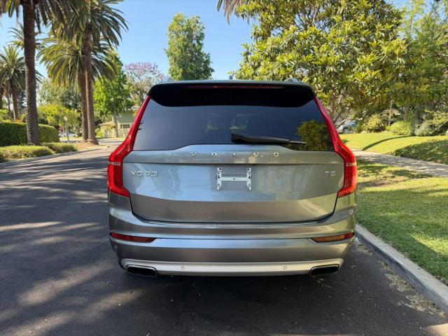 2017 Volvo XC90 T5 Momentum