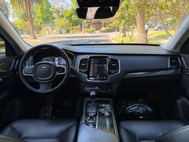 2017 Volvo XC90 T5 Momentum