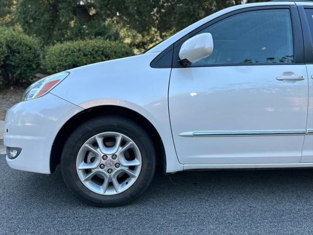 2005 Toyota Sienna XLE Limited