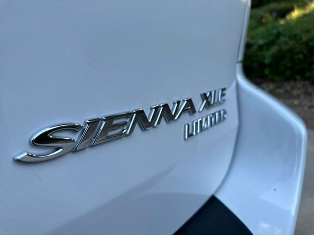 2005 Toyota Sienna XLE Limited
