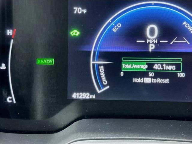 2024 Toyota Corolla Cross Hybrid SE