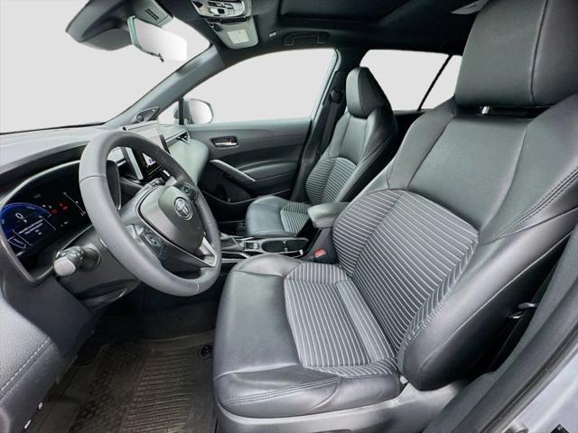 2024 Toyota Corolla Cross Hybrid SE