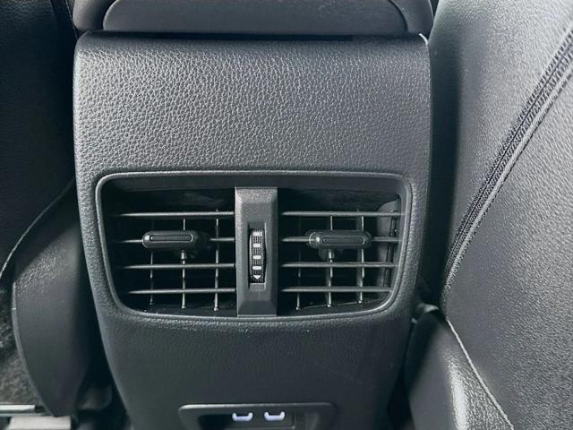 2024 Toyota Corolla Cross Hybrid SE