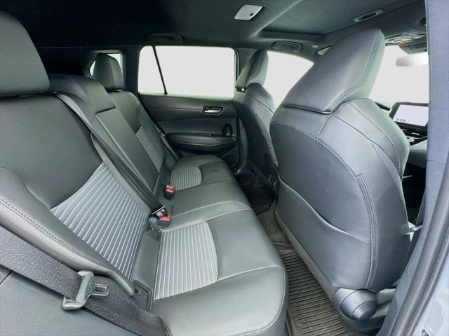 2024 Toyota Corolla Cross Hybrid SE