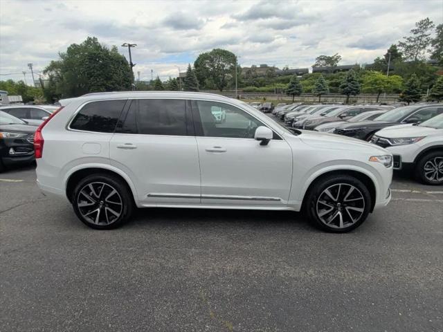 2021 Volvo XC90 Recharge T8 Inscription Expression 7 Passenger