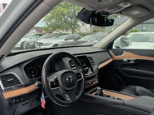 2021 Volvo XC90 Recharge T8 Inscription Expression 7 Passenger