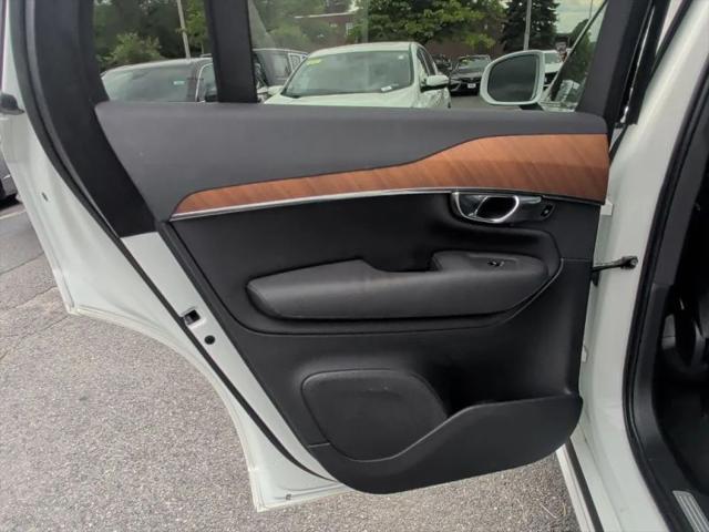 2021 Volvo XC90 Recharge T8 Inscription Expression 7 Passenger