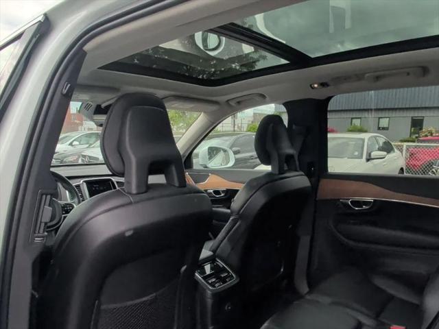 2021 Volvo XC90 Recharge T8 Inscription Expression 7 Passenger