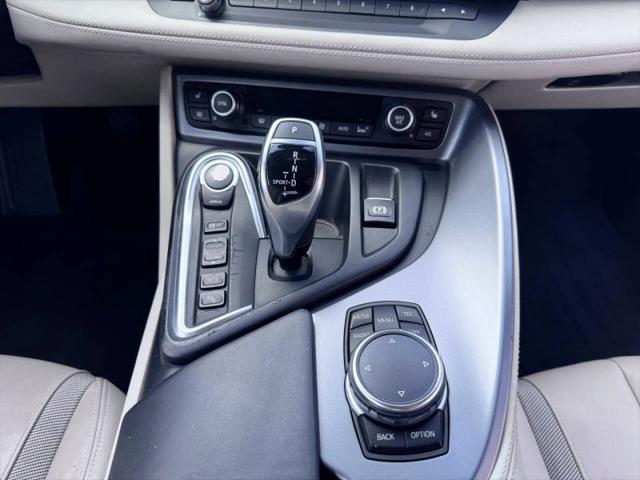 2016 BMW i8 Base
