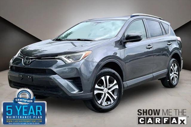 2018 Toyota RAV4 LE for sale in Richardson, TX