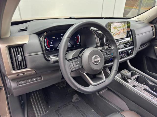 2024 Nissan Pathfinder Platinum FWD