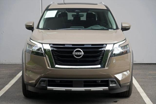 2024 Nissan Pathfinder Platinum FWD