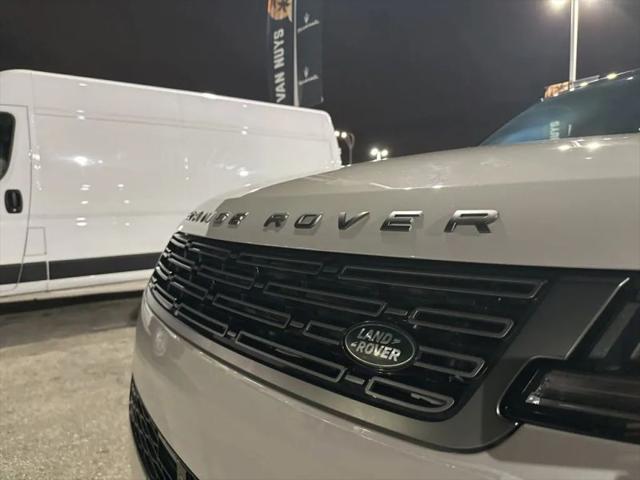 2025 Land Rover Range Rover Sport P360 SE