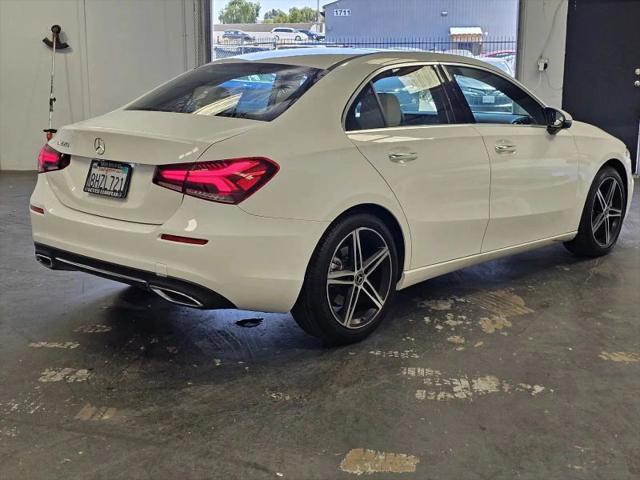 2019 Mercedes-Benz A 220 A 220
