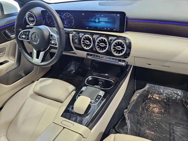 2019 Mercedes-Benz A 220 A 220