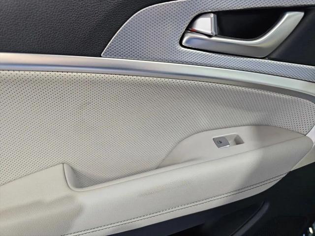 2023 Genesis G70 3.3T RWD