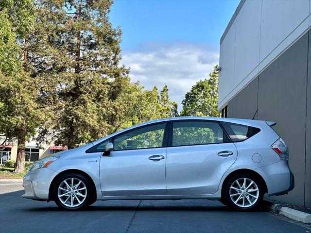2012 Toyota Prius v Two