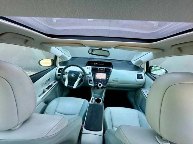 2012 Toyota Prius v Two
