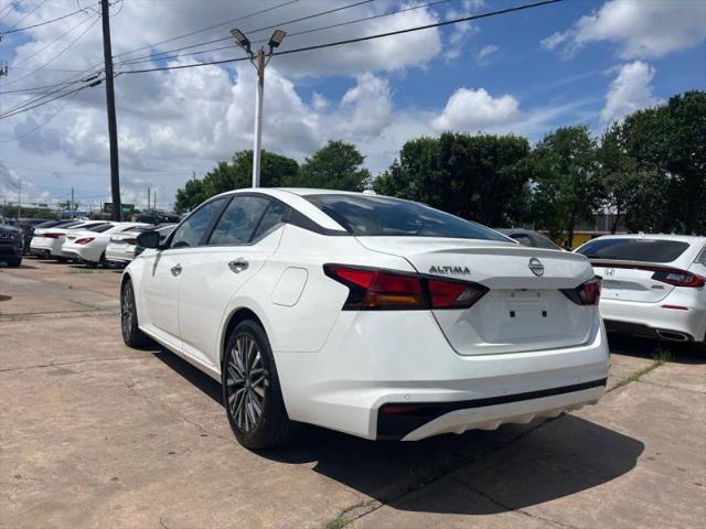 2025 Nissan Altima SV FWD