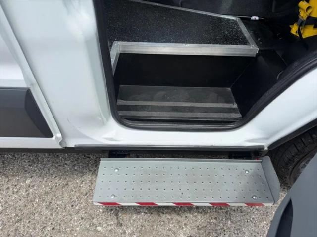 2017 Ford Transit Medium Roof w/Sliding Side Door w/LWB
