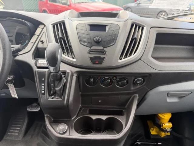 2017 Ford Transit Medium Roof w/Sliding Side Door w/LWB