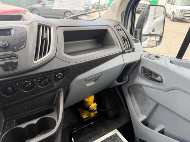 2017 Ford Transit Medium Roof w/Sliding Side Door w/LWB