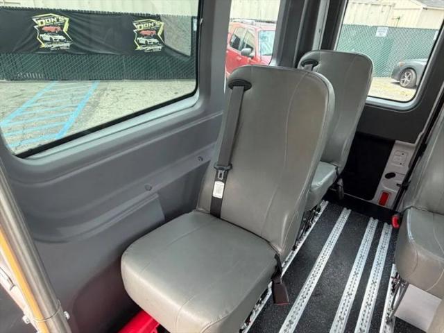 2017 Ford Transit Medium Roof w/Sliding Side Door w/LWB
