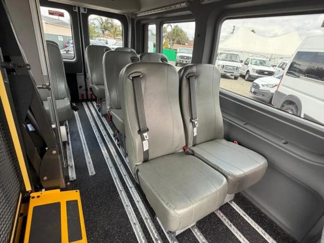 2017 Ford Transit Medium Roof w/Sliding Side Door w/LWB