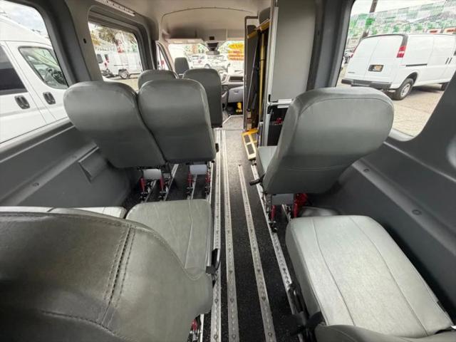 2017 Ford Transit Medium Roof w/Sliding Side Door w/LWB