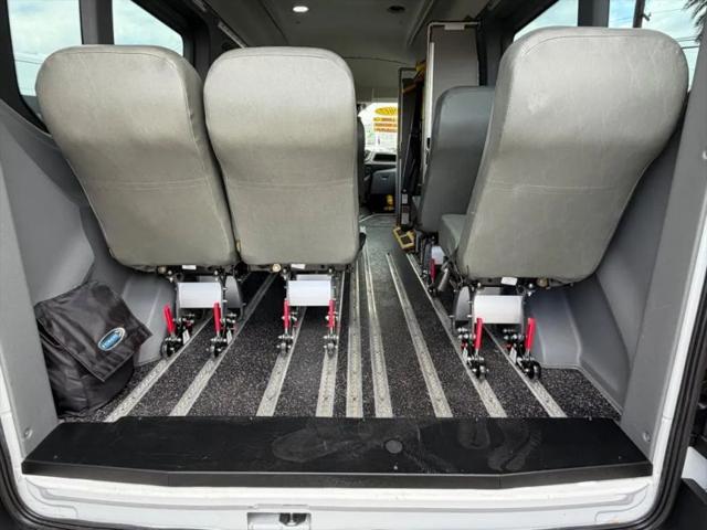 2017 Ford Transit Medium Roof w/Sliding Side Door w/LWB
