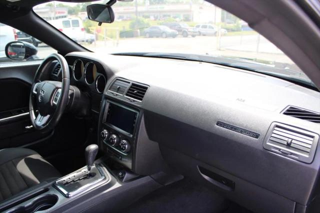 2014 Dodge Challenger SXT
