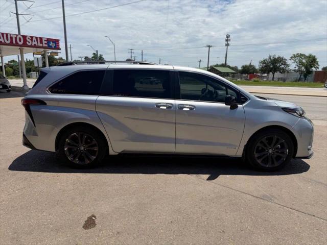 2021 Toyota Sienna XSE