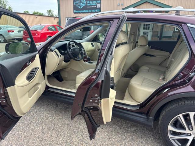 2016 INFINITI QX50 Base