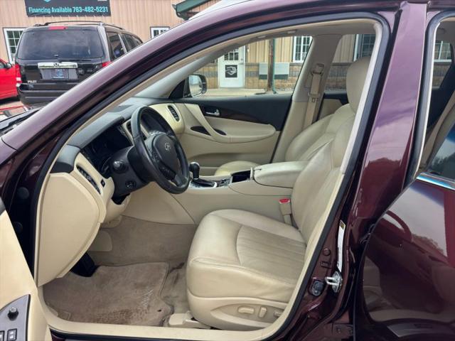 2016 INFINITI QX50 Base