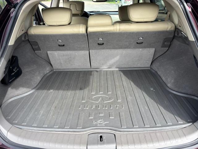 2016 INFINITI QX50 Base