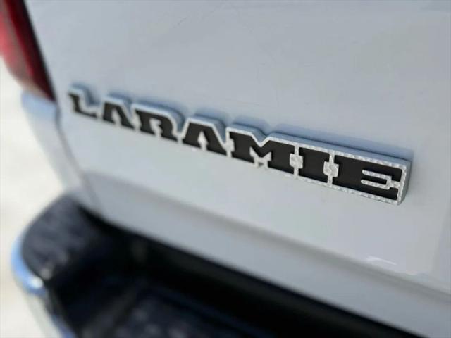 2019 Ram 1500 Laramie Crew Cab 4x4 5'7" Box